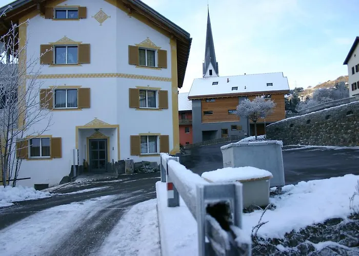 Han/Misafirhane Landgasthaus Post Surava