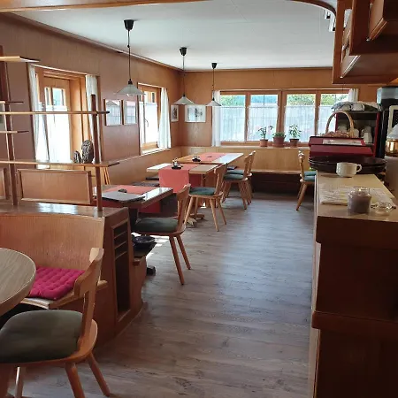 Landgasthaus Post Fogadó Surava